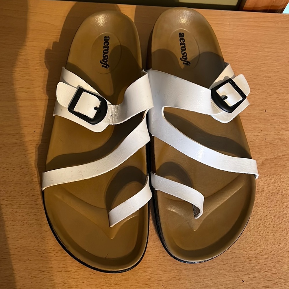 Womens Aerosoft sandals